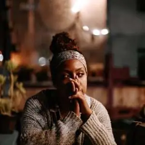 A picture of a woman with an obvious thoughts in her mind