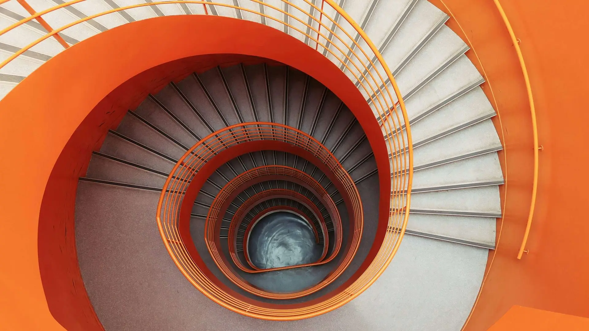 Spiral top view of a staircase